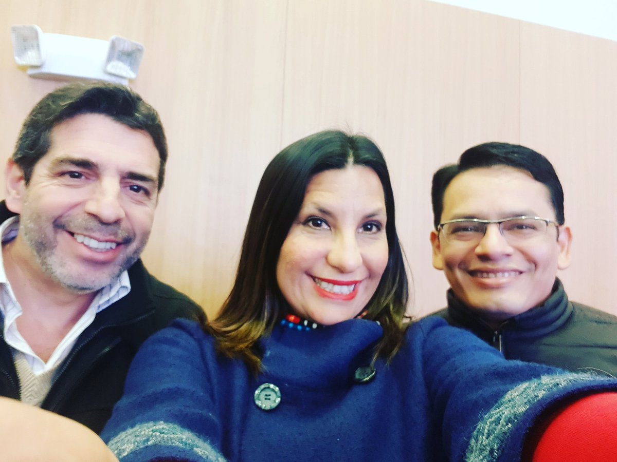 consumer_truth's tweet photo. El equipo de #ConsumerTruth insighteando en #TopSalesProgram2019 junto a @KurtUzategui @JotaTirado @cristinaq @mbernaolas @Coyani27 ✌ https://t.co/KkVgdjP3xb