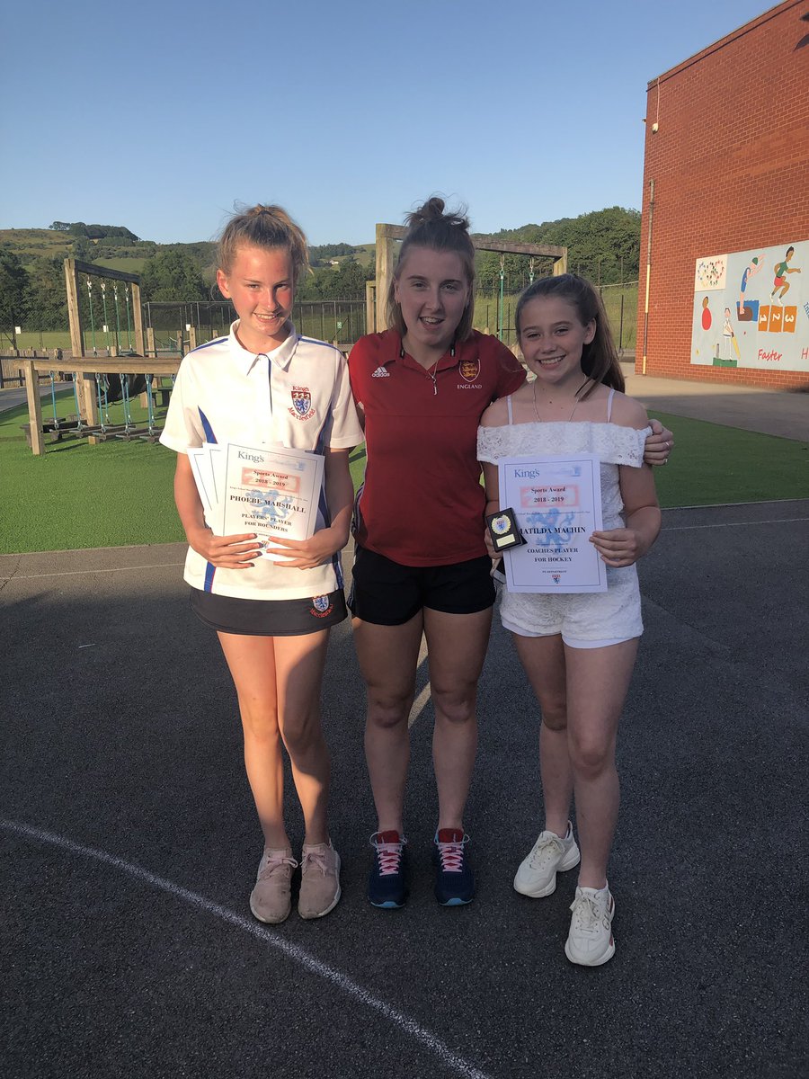 KingsGirlsSport's tweet photo. Fantastic evening celebrating the King’s Girls’ sporting successes! Big thanks to Jen Park (Eng U21/GB U23s) for inspiring the girls! #proud #sport 🏆 https://t.co/XLwGfynU7V