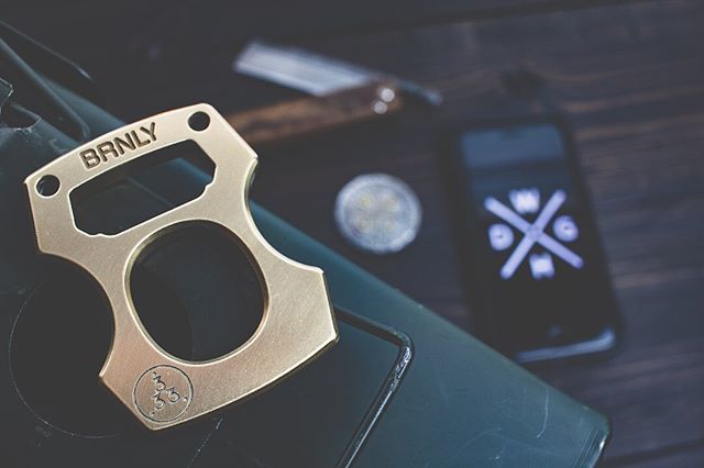 875fps's tweet photo. Triple Three Thursday
.
#whdg #333 #brnly #cypop #atroposknife #everydaycarry #everydaydump #everydaygear #edcpocketdump #knifecommunity #geardump #knifefanatics #knivesofig #knivesofinstagram #pocketdump #whatsyouredc #everydaycarrycollective #edc_showc… https://t.co/94kMqrNOCC https://t.co/0ubrq7IlMf