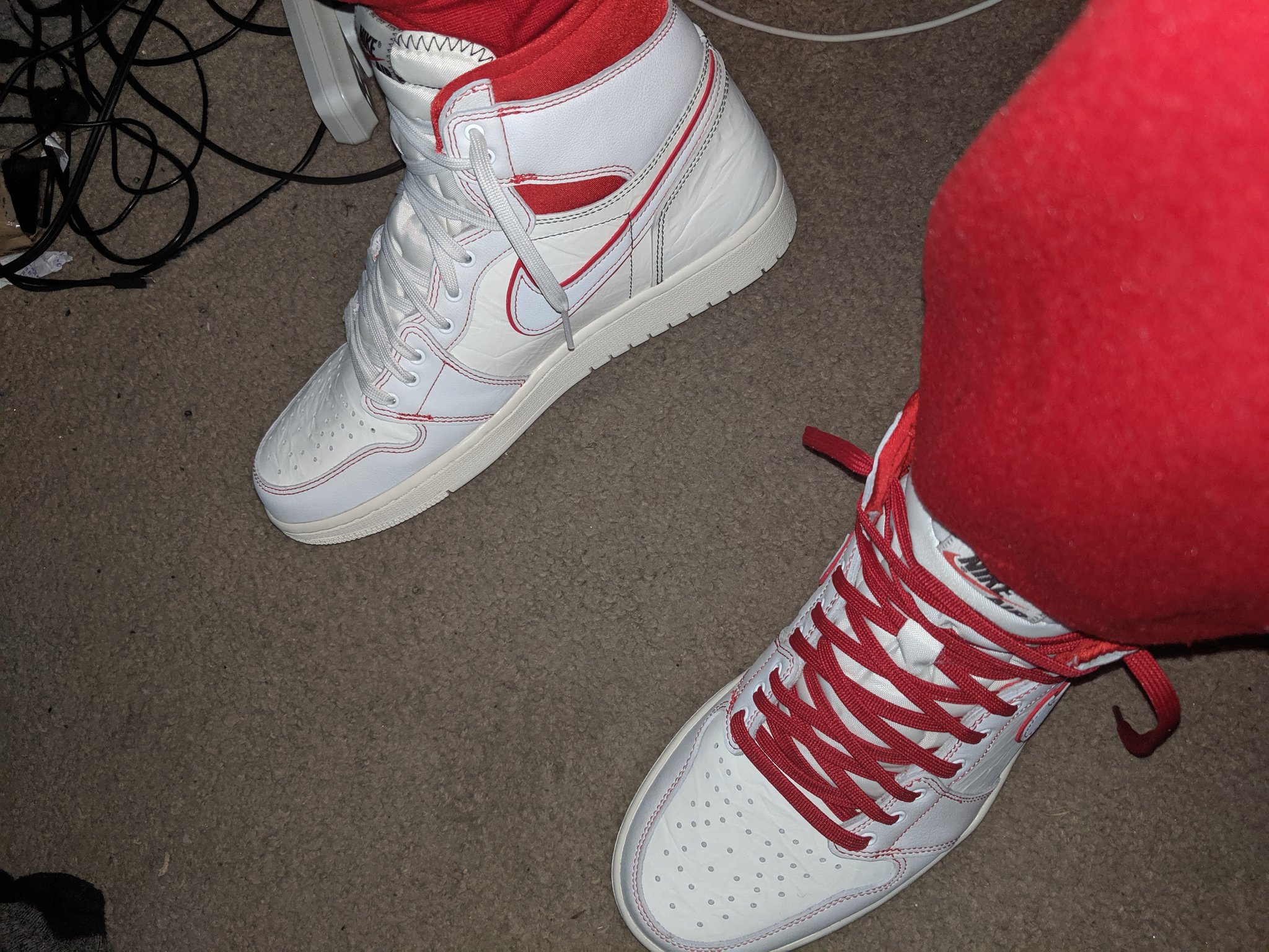 3 pic. Jordan 1 Retro High OG Phantom https://t.co/njH733csDY