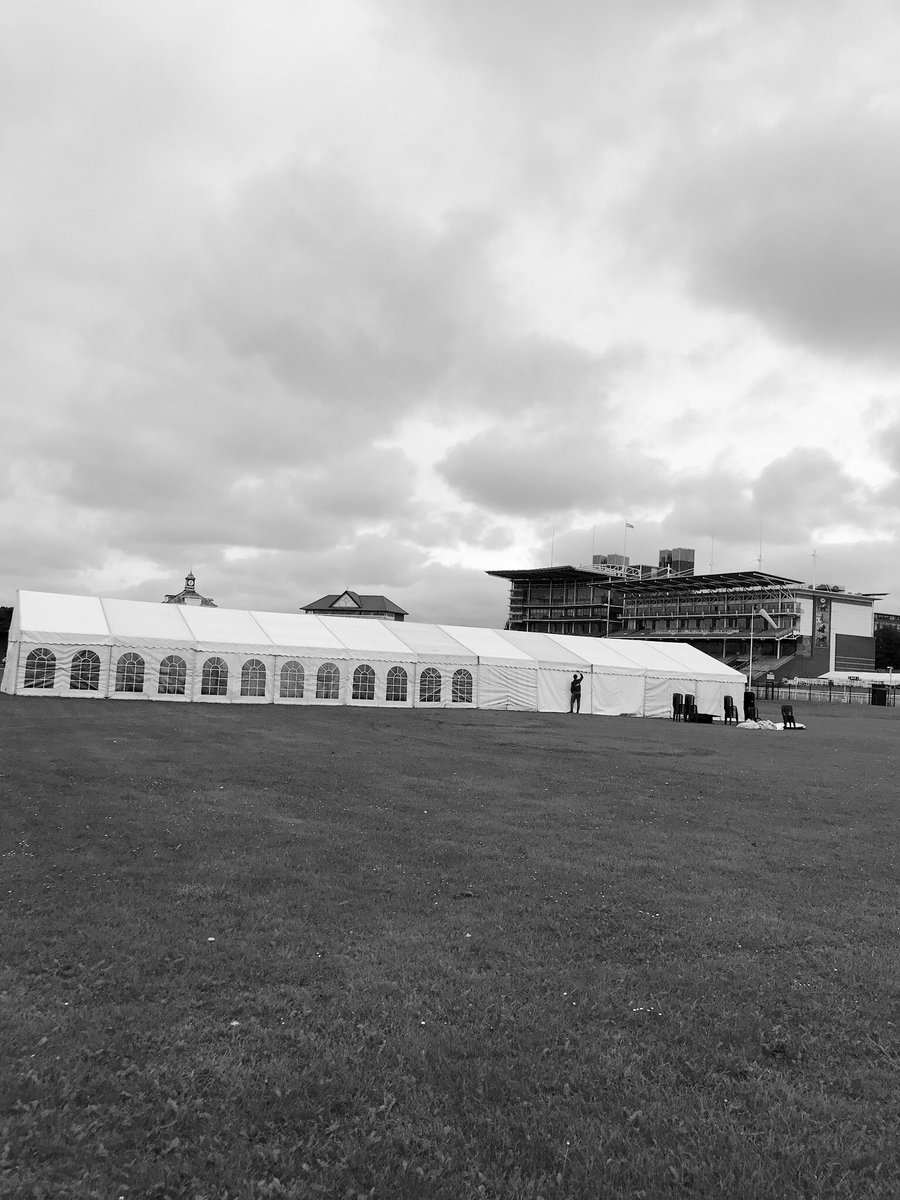 9m x 33m marquee up at <a href="/yorkracecourse/">York Racecourse</a> last week for a cycling event 🚲 🚲