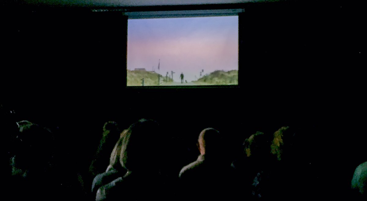 Frame_Freaks's tweet photo. Over leven na de ramp. De #MH17 docu die zojuist in première is gegaan in #Neerkant gaat over het omgaan met verlies van 6 dierbaren. Een indrukwekkend en intens project waarbij we producent @Manon_Mpress facilitair hebben ondersteund. Binnenkort op Omroep Brabant en Gelderland https://t.co/miFxBDysEh