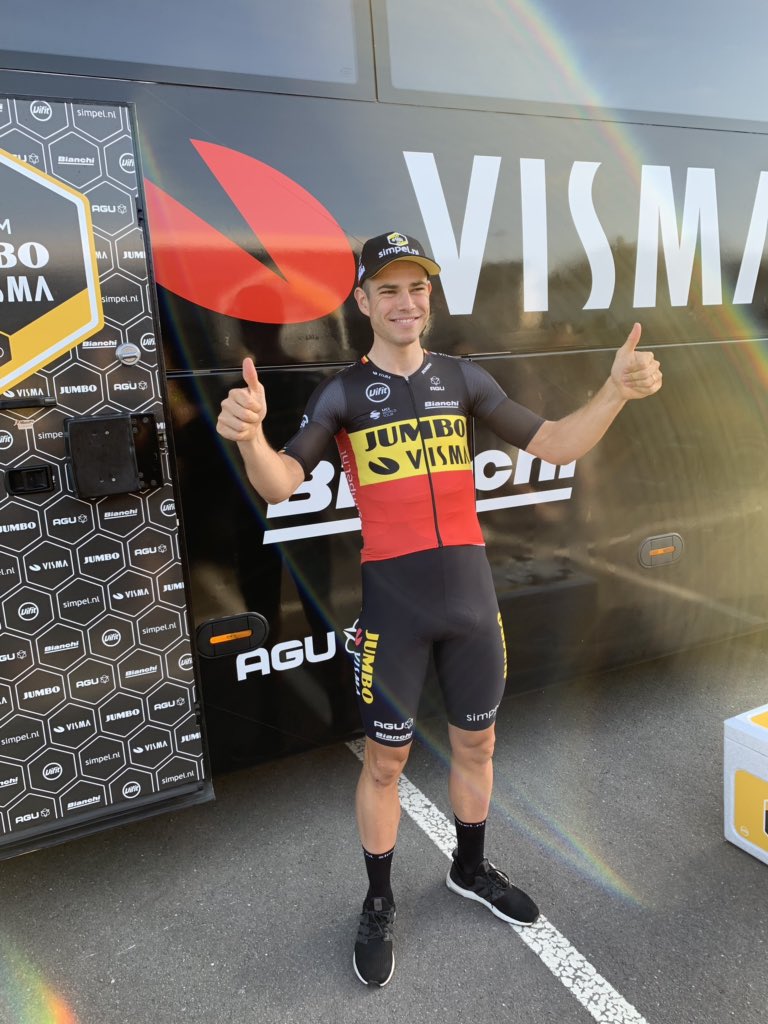 VerhoevenNico's tweet photo. Very good day at the office! @JumboVismaRoad @WoutvanAert https://t.co/NbbyVeIWcK
