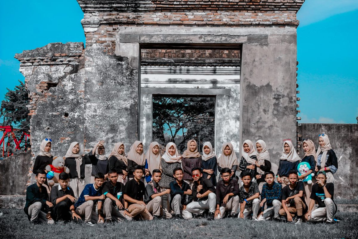 jajang_jajuli's tweet photo. Aku titip ini. Alumni kelas XII TKJ 1 SMKN 2 Pandeglang 2019
#stemper #skendava #stemper135 #smkn2pdg #tkj #tkjsuper #stm #tkjskendava https://t.co/BWqhcp8raP
