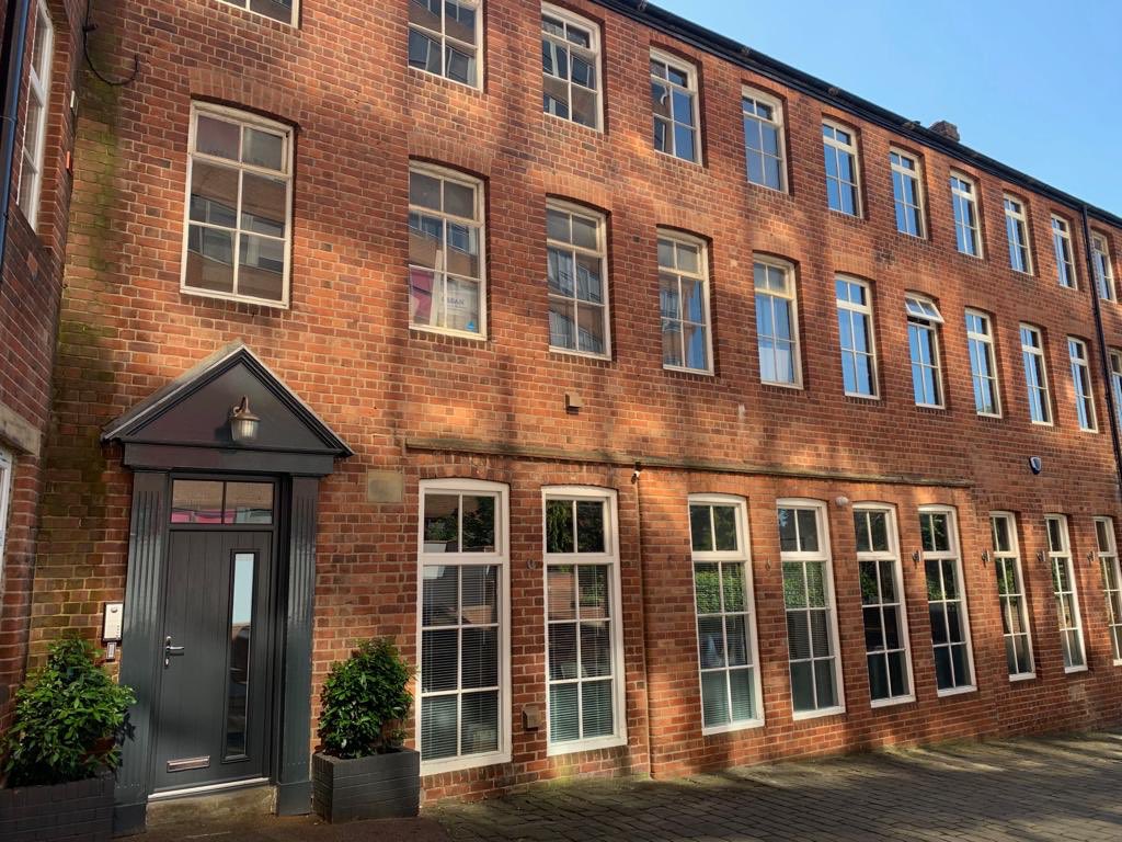 TomSheltonAgent's tweet image. New instruction - great space at 6 Bells Square in Sheffield city centre. 630 sq ft of refurbished office space. Get in touch for more details... @Barnsdales #sheffield #sheffieldissuper