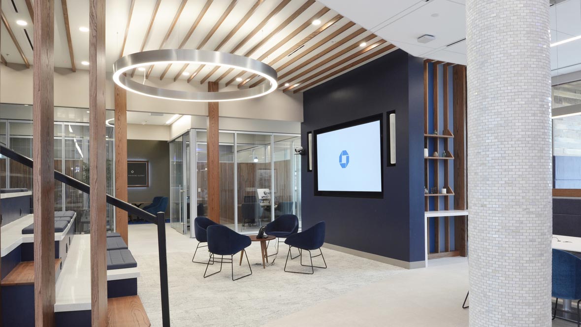 embreegroup's tweet photo. Embree would like to recognize @EMBREECG for being selected to build this showcase facility for Chase Bank in Houston. Thank you for delivering this project in first-class fashion making Embree Chase’s Top Builder. #embreebuilds #embreedelivers #embreegroup #embreeconstruction https://t.co/7mO9W6FTAh