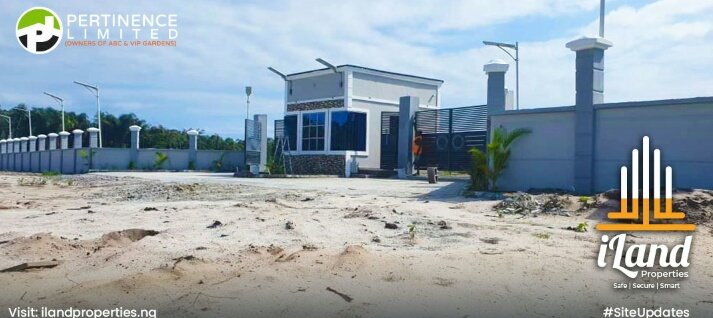 MakavaRichard's tweet photo. With an Incredible Projection of a Smart Estate,
#IlandProperties is just the best Real Estate Investment available on Lagos Island!
Land Title:Global C of O.
Location:Beechwood Estate, Lakowe,Lekki Lagos
Starting Sales From:#6.5m
Call Richard on 08171134489 for more info https://t.co/K3ONlX2Cm8