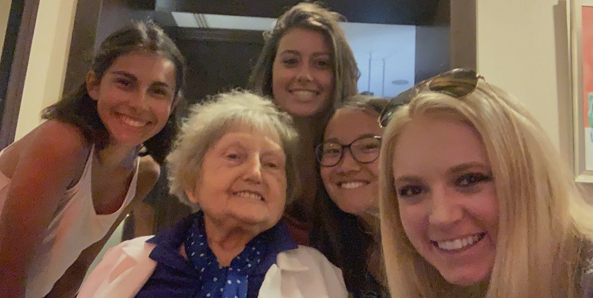 “cheesheeeee” -eva kor what an amazing, once in a lifetime experience💕 @EvaMozesKor @akisok15