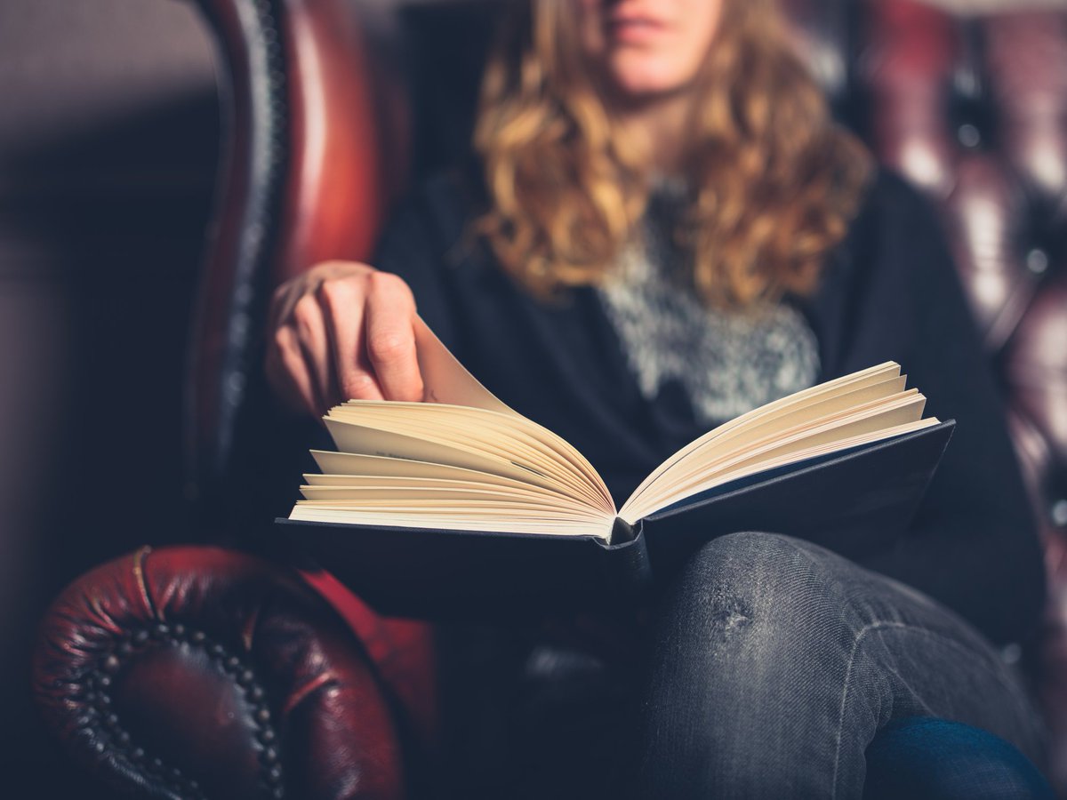 HowLifeUnfolds's tweet image. According to one study, reading for a minimum of 6 minutes can help reduce stress levels by 60%. hluf.us/NWXB50uLstq #PoweredByPaper
📸: iStock