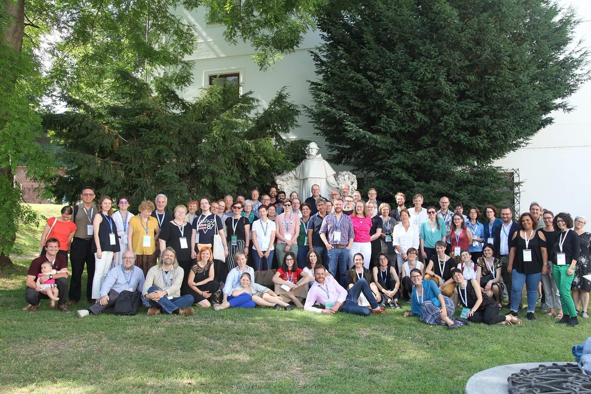 magarli's tweet image. Universeum team!! 😁📷
.
.
#Brno
#Praga
#universeum19 
. 
@Universeum_eu  Annual Meeting 👌🏼