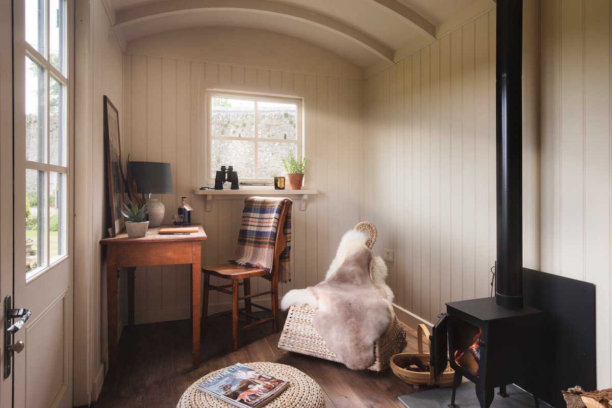 Squirrels Interiors tweet media