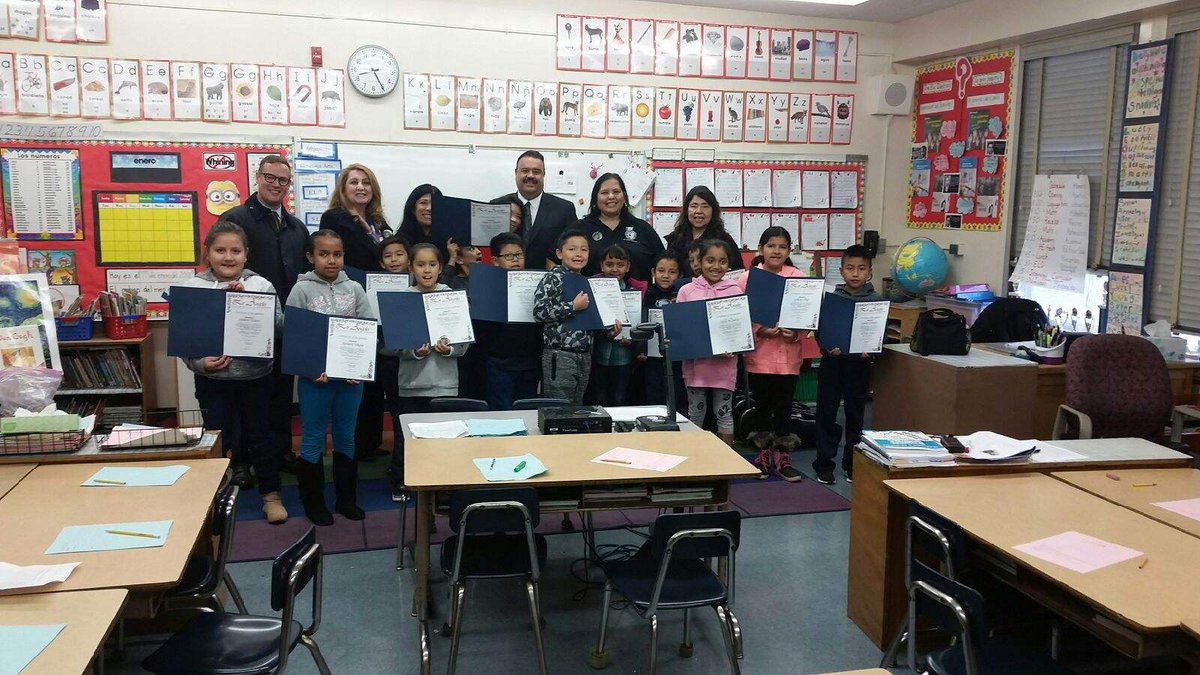 VivianEkchian's tweet photo. (1/2)
Today I say farewell to the @LASchools community as I begin my next exciting chapter as superintendent of @GlendaleUSD It has been such an honor &amp; privilege to serve the students, families, &amp; employees of Los Angeles Unified for the past 34 yrs. https://t.co/xTHhAveui0