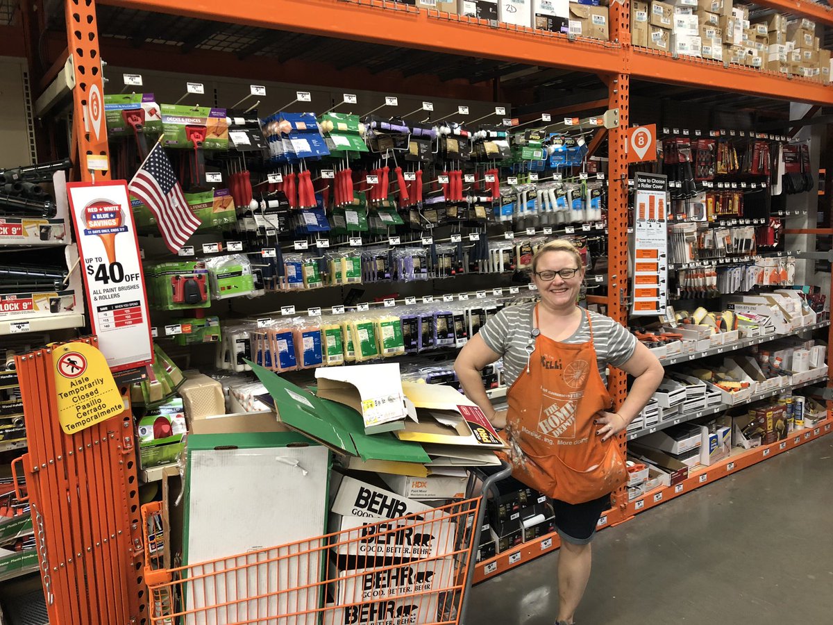 Ericcorrrea01's tweet photo. So proud of my openers!  Thank you Caitlyn, Kimmy, Paul, and Kelli!  Such a productive morning and So much cardboard!  #browngold #D52Elite @AkinsMel @Chuck_Carolus #thd4701 https://t.co/UFhfpxghn8