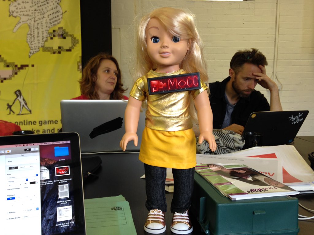 Massive congratulations today to Paula Crutchlow who is now Dr <a href="/MoCCofficial/">MoCC</a> <a href="/ExeterGeography/">ExeterGeography</a>. A brilliant project that was our pleasure to be involved in. Huge thanks to <a href="/furtherfield/">furtherfield</a> <a href="/samkinsley/">Kinsley Sam</a> <a href="/gailfdavies/">Gail Davies</a> <a href="/Slipshodspeller/">Hayden Lorimer</a> &amp; tons more 👏👏👏👏👏