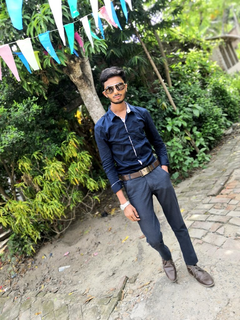 sarju000's tweet photo. Don't tolk,just act,😎 don't say,just show,😎 don't promise ,just prove 😎😎😎#killinglook 
#formalstyle
#iamtheone😎
@AfridiK01196428 https://t.co/Ya5mo6V1Ms