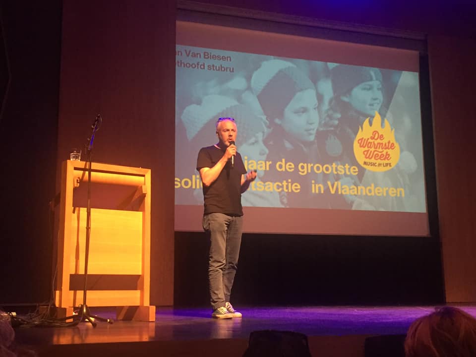HDMeulemeester's tweet photo. @azgroeninge werkt heel graag mee aan de @DeWarmsteWeek @8500Kortrijk https://t.co/CasT1rVa6T