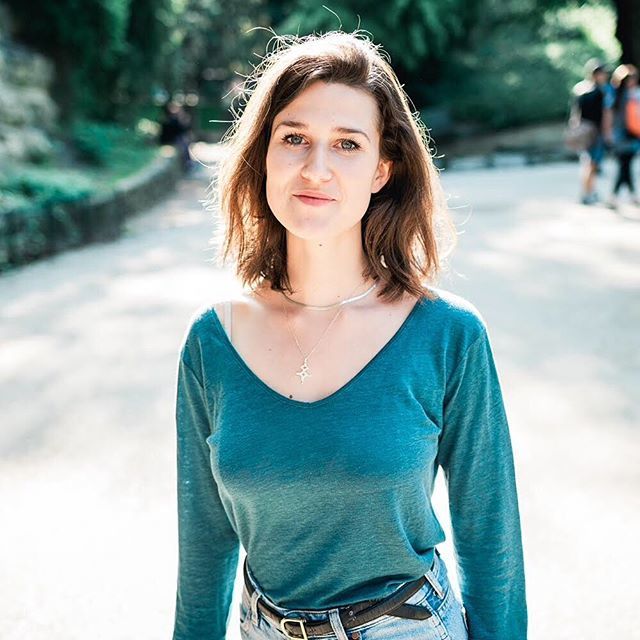 kipluzet's tweet photo. ✨AURA✨
.
En ces fortes chaleurs le lin prend soin de vous sans même que vous ne le sentiez sur vos épaules #allié .
🌿. #naturel .
🦋 . #leger .
💧 . #thermoregulateur .
☁️. #doux .
.
.❤️ @lucyness__ 📷 @jlouiscarli .
.
#kipluzet #wearelinen #inlinen… https://t.co/wG2MpKjhOF https://t.co/dbA3xlLJnD