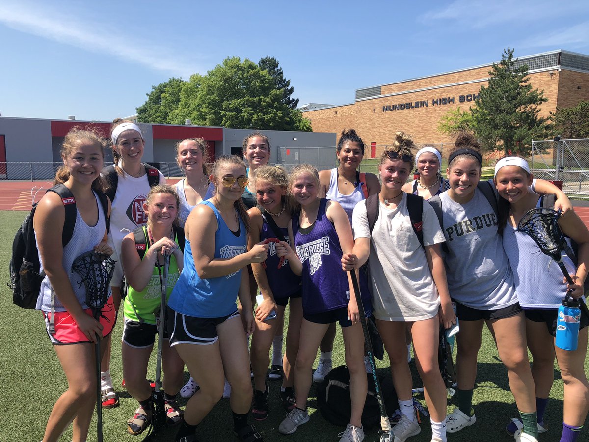 CgullyGully's tweet photo. GLAX Camp Day 8: our hard work horse shoe goes to Nora and Sydney! Lots of new friends, new tan lines, and new lax skills at camp this summer! https://t.co/JxQnobz3Eu