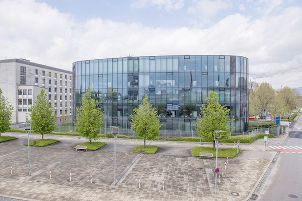 #Borealis et le groupe #EREMA ont signé une lettre d'intention dans le but de renforcer leur coopération dans le domaine du #recyclage mécanique des #plastiques afin d'accélérer la transition vers une #EconomieCirculaire.
🔗 linkedin.com/feed/update/ur…