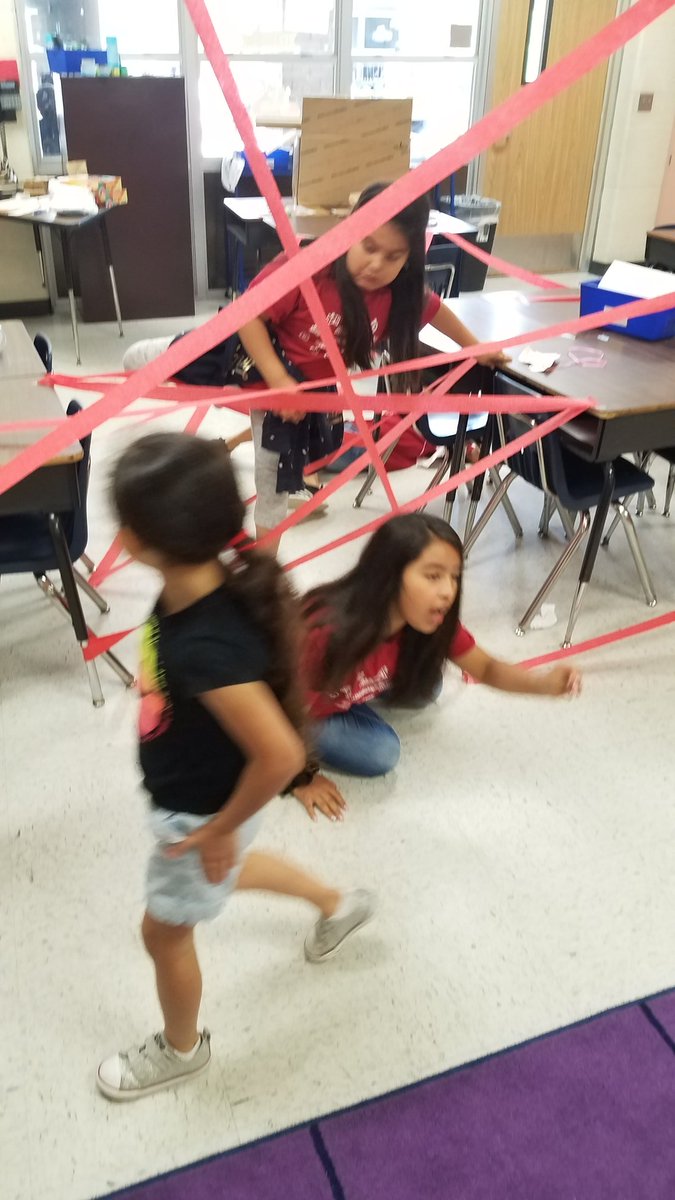 miller6_1's tweet image. Our #AISDSummerCamp version of a laser obstacle course. #CampEscamilla is so much fun!! #gettingcreativeintheclassroom @ChavezLizza @STARS_902 @EscamillaAldine
