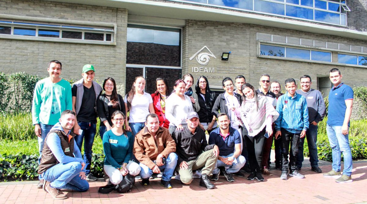 fundacionnatura's tweet photo. Dos promotores y una investigadora del proyecto #Amazonia2.0 participan con 9 iniciativas en el al taller sobre conocimientos básicos en Cartografía y Sistemas de Información Geográfica (SIG) Orientados al Monitoreo Comunitario participativo de los Bosques https://t.co/6jdfwyhnAa