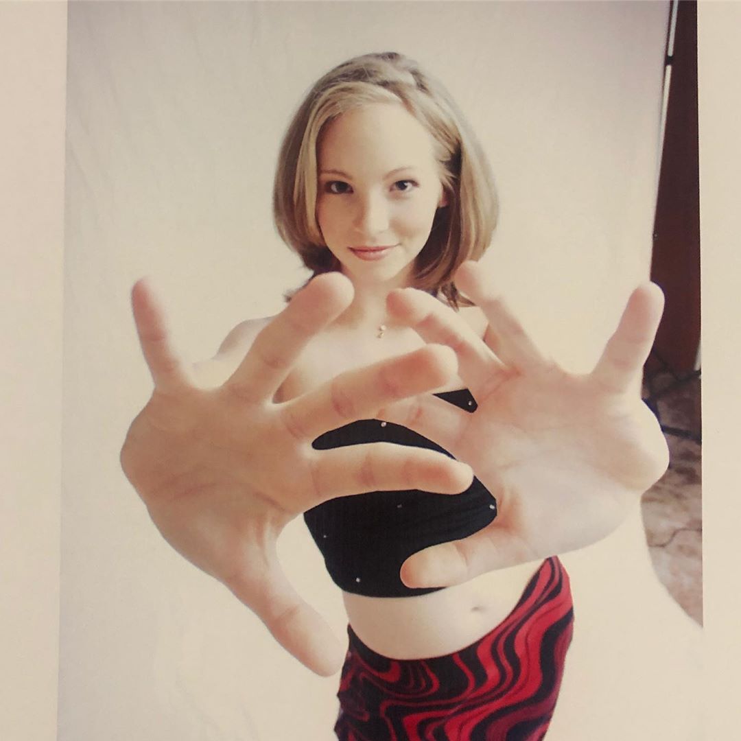ckingdaily's tweet photo. @candiceaccola's 📷: "#throwbackthursday to being 13 and pursuing my 90’s Popstar Dreams #hands #morehands #letsfocusonthehands" https://t.co/Q7uuaGKqnZ