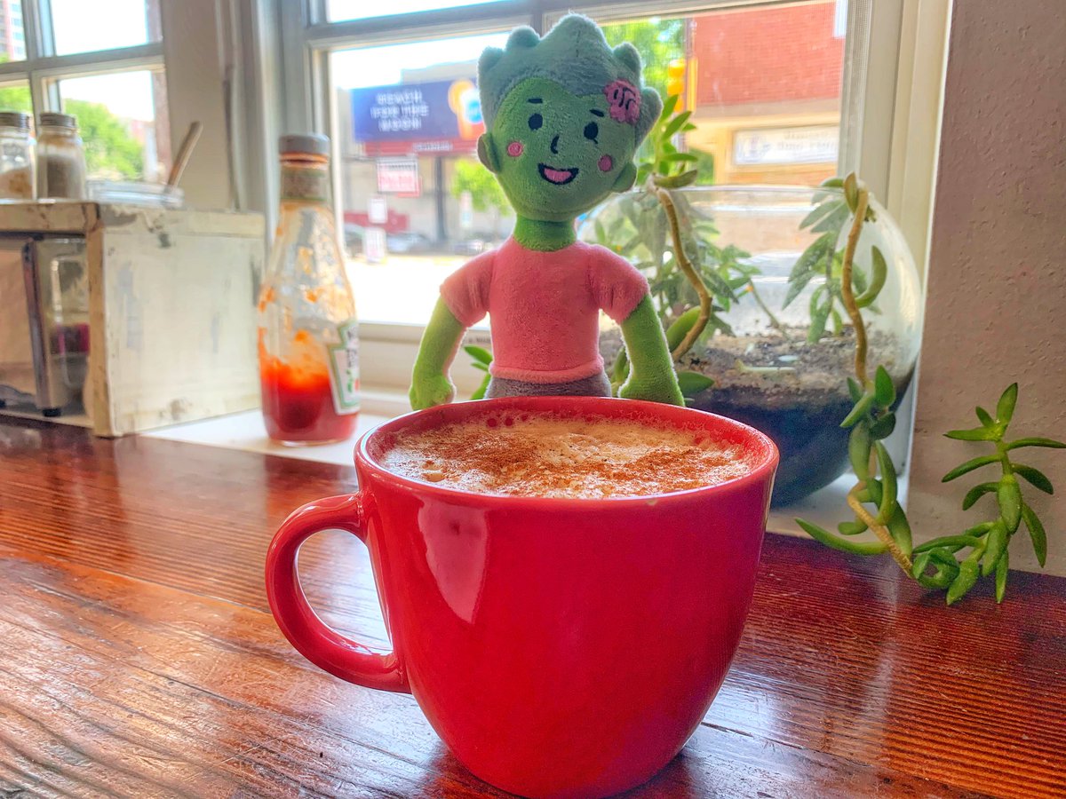 AmandaFoxSTEM's tweet photo. Zip the #ZombeDT and I are recharging after an amazing #iste19 @iste!
We were dead tired, but are feeling a little more human after the amazing Aztec mocha at #littlespoons!
Brunch and then off to the the airport for Savannah to spread empathy & ❤️❤️!
#dbcbooks #whereiszip https://t.co/869bJMuwt2