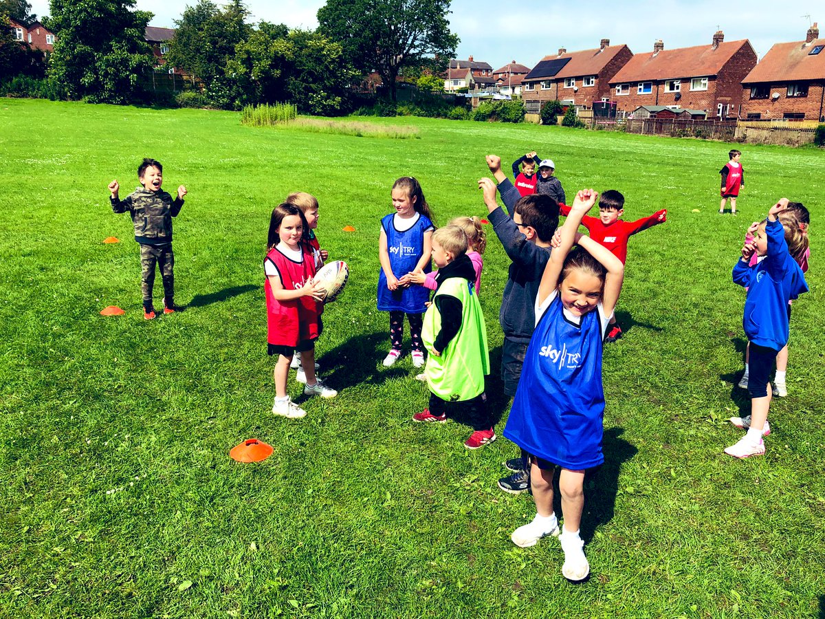 WTComFoundation's tweet photo. We’ve had a great day full of fun and games with @MPA_WholeSchool 

Thanks for having us join in with your sports week 👏👏

🔴⚪️🔵

#Trinspired https://t.co/3KuCkmeGK2