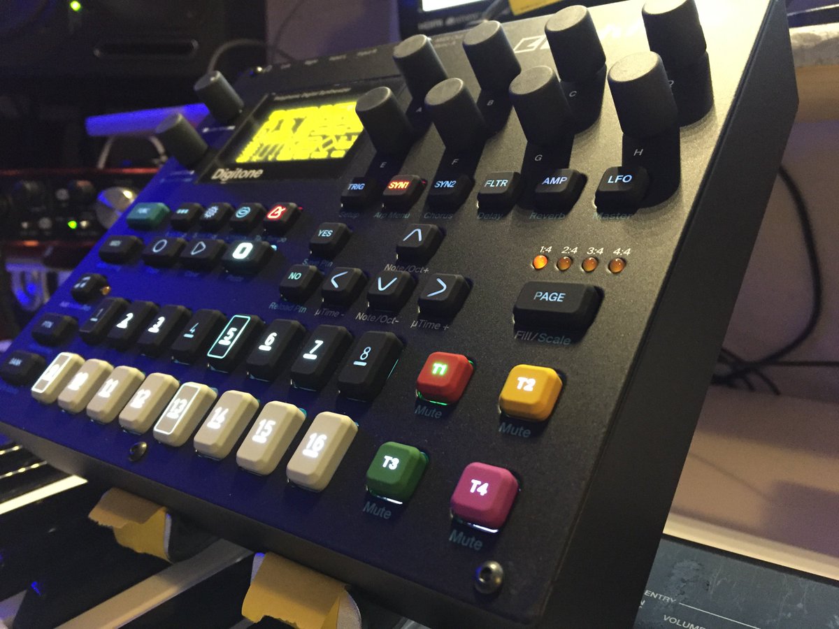 FracturesAudio's tweet image. The #Digitone by @WeAreElektron is an absolutely magnificent machine. #synths #FMsynthesis #gamemusic #composer #electronicmusic