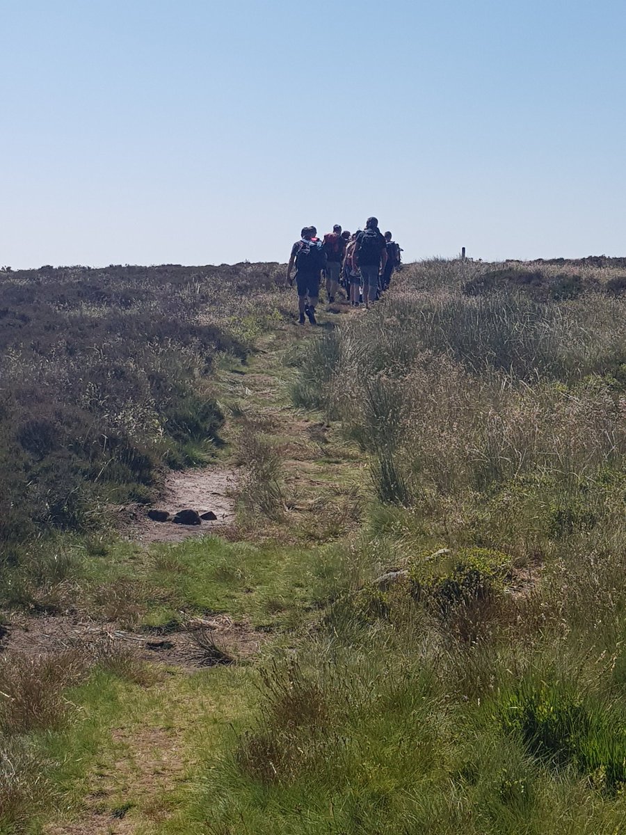 MrsGreggFTPS's tweet photo. The final walk back after conquering Stanage Edge today #Hathersage2019 @ForestTownPrSch #challengecomplete #abittired #readyforfood https://t.co/gwyATzT06j
