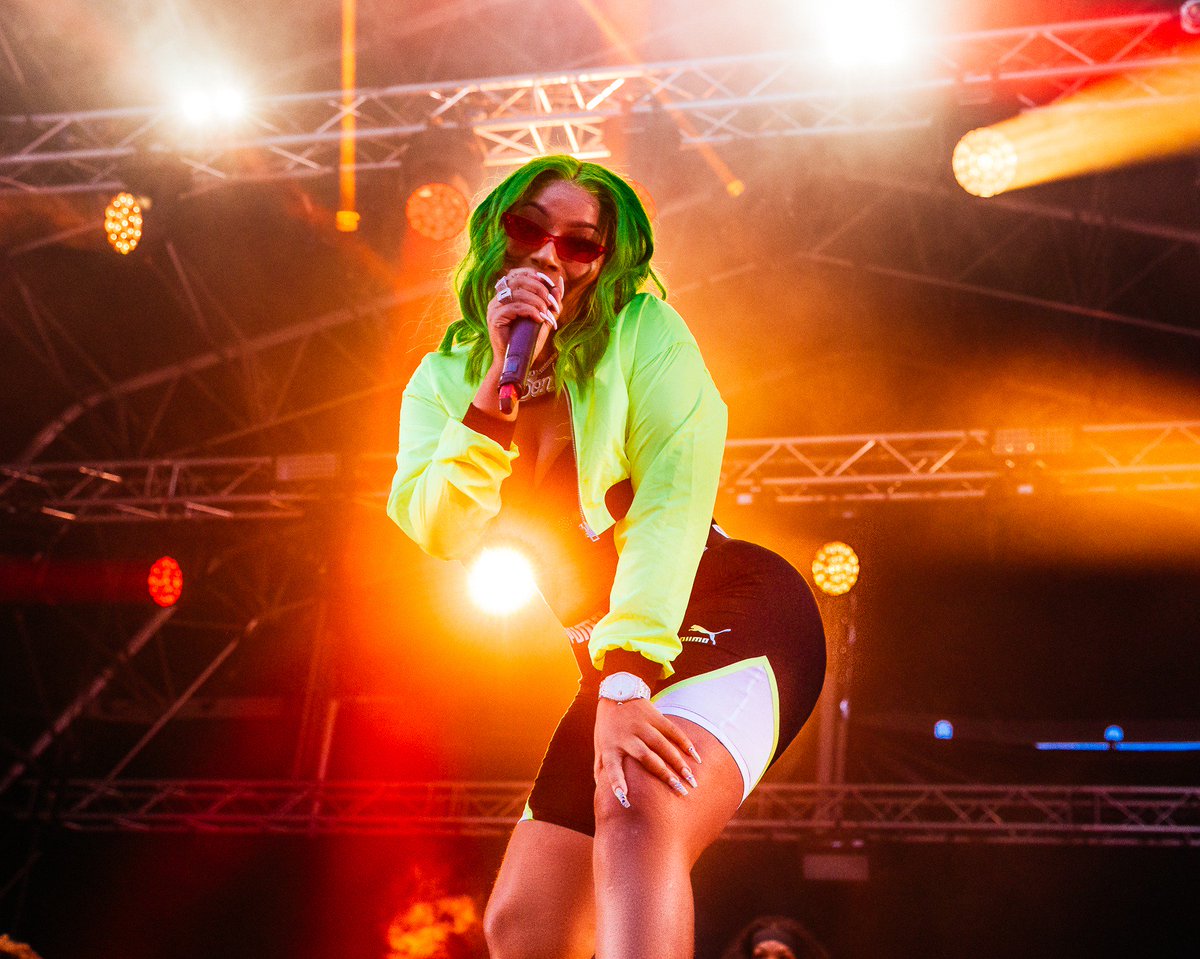 SandCFestival's tweet photo. The Queen @stefflondon shut down S&C Main Stage the other Saturday, with a show-stopping set ๐ค๐ฅ๐ #Don
Best S&C headline performance we've ever had?โ๐
๐ธ : @tweetbydre #cambridge #festival #musicfestival #stefflondon #donwalk #ukmusic #festivals #summer https://t.co/BCVTocD4Q8