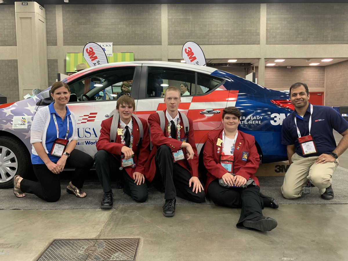 SkillsUSAMN's tweet photo. Hometown company @3M continues to support all of our students at the #NLSC2019 Thank you for all you do! #LifeWith3M https://t.co/FOX26NWVQT