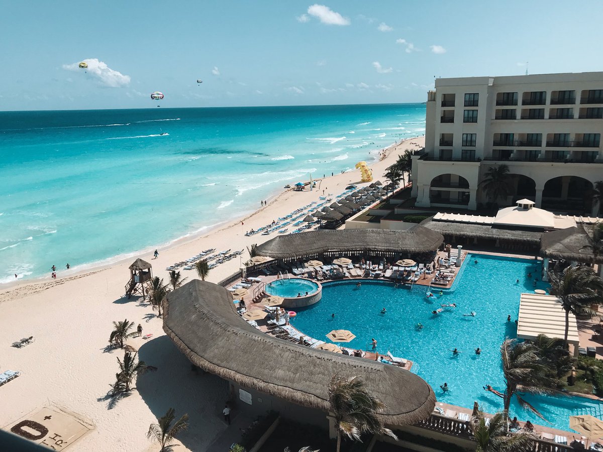 Marriott Cancun Resort tweet media