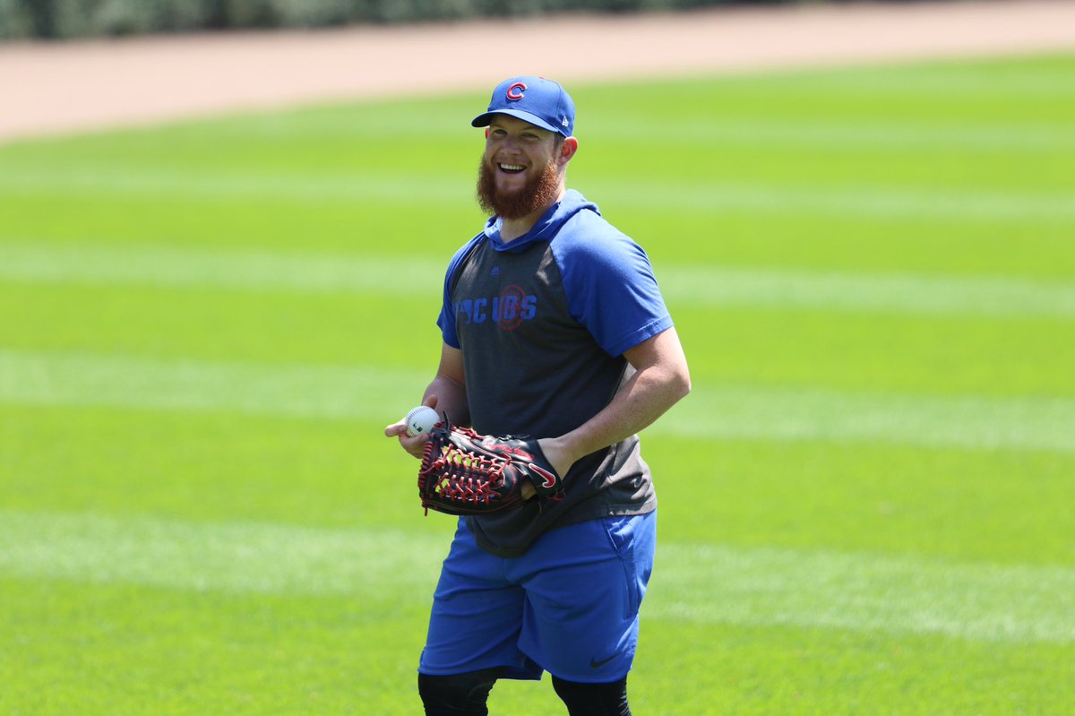 Cubs's tweet photo. Everyone just looks better in #Cubs blue. https://t.co/5ARFlIYmcH