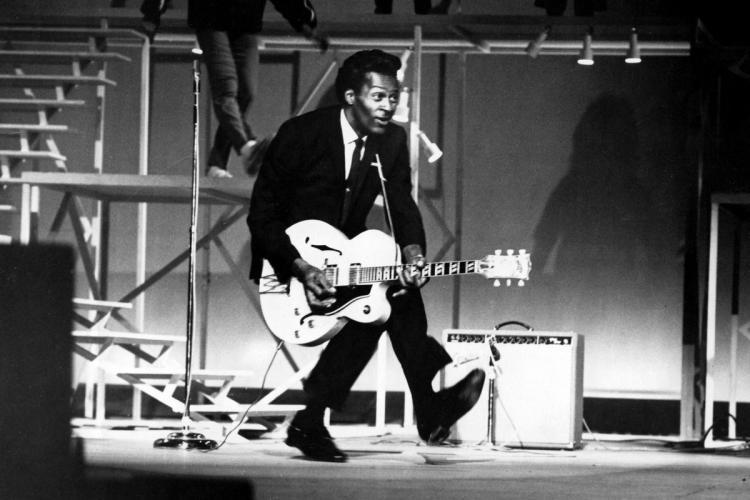 PetesGtrStudio's tweet photo. Try this weeks 'Guitar Riff Friday!' featuring – Sixties! Match the Riff to the Artist  https://t.co/No4X7MEhsM https://t.co/eXa5AFFrrF
