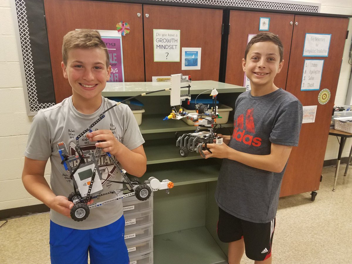 NorthSDMF's tweet photo. COOL! Keep it up, Mr Roboto! Check out our North Engineers in the Lego Robotics Summer School class! #summerschool #STEM #nmsrocks #FallsPride https://t.co/rc0BxwmPYh