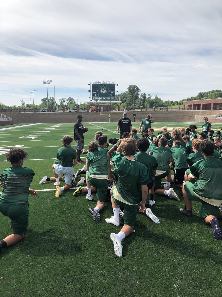 Zac Lendyak (@zlendyak) on Twitter photo @JTIbe17 delivered a great message to The Copperheads today! Thank you for taking time to share some wisdom with <a href="/RidgeCatawba/">Catawba Ridge Football</a> <a href="/CatawbaRidge/">CatawbaRidge</a> #bethewhy @JTIbe17 delivered a great message to The Copperheads today! Thank you for taking time to share some wisdom with <a href="/RidgeCatawba/">Catawba Ridge Football</a> <a href="/CatawbaRidge/">CatawbaRidge</a> #bethewhy