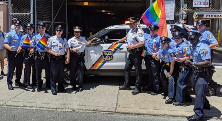cherrigregg's tweet photo. The #StonewallRiots sparked when #Transgender women of color took a stand against #Police #harassment. For #Stonewall50 we look at progress w/in @PhillyPolice ranks & look at its new #TransPolicy. LINK: https://t.co/7qG8tH2IWU @KYWNewsradio #TransGenderRights #LGBTQ #EqualityAct https://t.co/vARcPdiHXn
