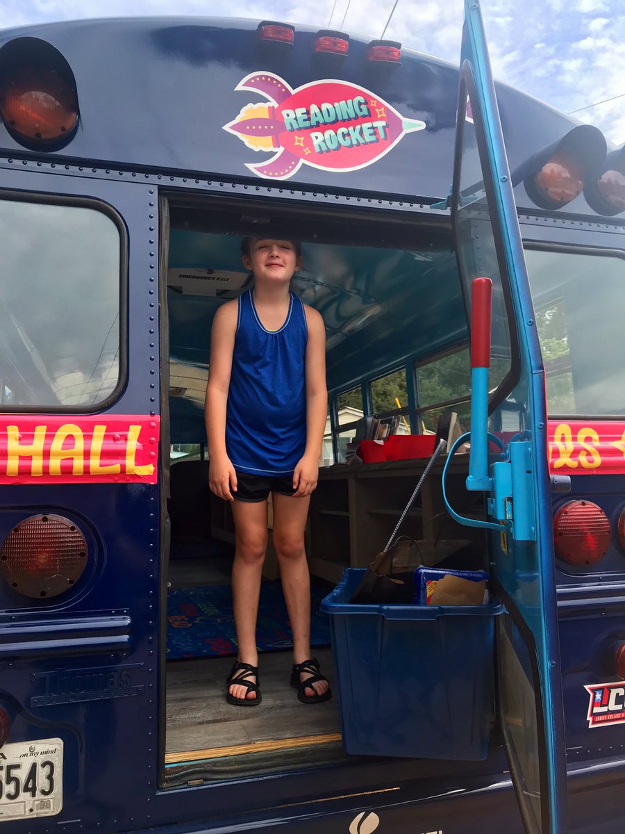 ehhs_jenngibson's tweet image. One of my favorite days of the summer: riding the @hallcomediaspec #ReadingRocket with my sidekick! Shoutout to @Hall_Schools for doing it right and supporting initiatives that make a HUGE impact on our students and community! #SummerReading #BuildingBetterCommunities