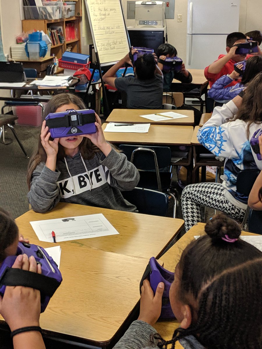 Lucia Marinez tweet media