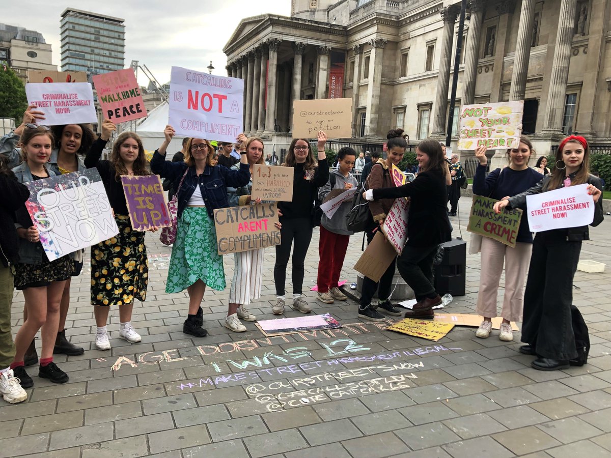 RosaForWomen's tweet photo. 1 in 7 UK girls have received unwanted sexual attention and #OneWeekAgoToday we learned about the efforts of @catcallsofldn @NowStreets @safeandthecity. They're advocating to make catcalling and street harassment a punishable offence: https://t.co/rysNSPus2M https://t.co/TE947ElTEc