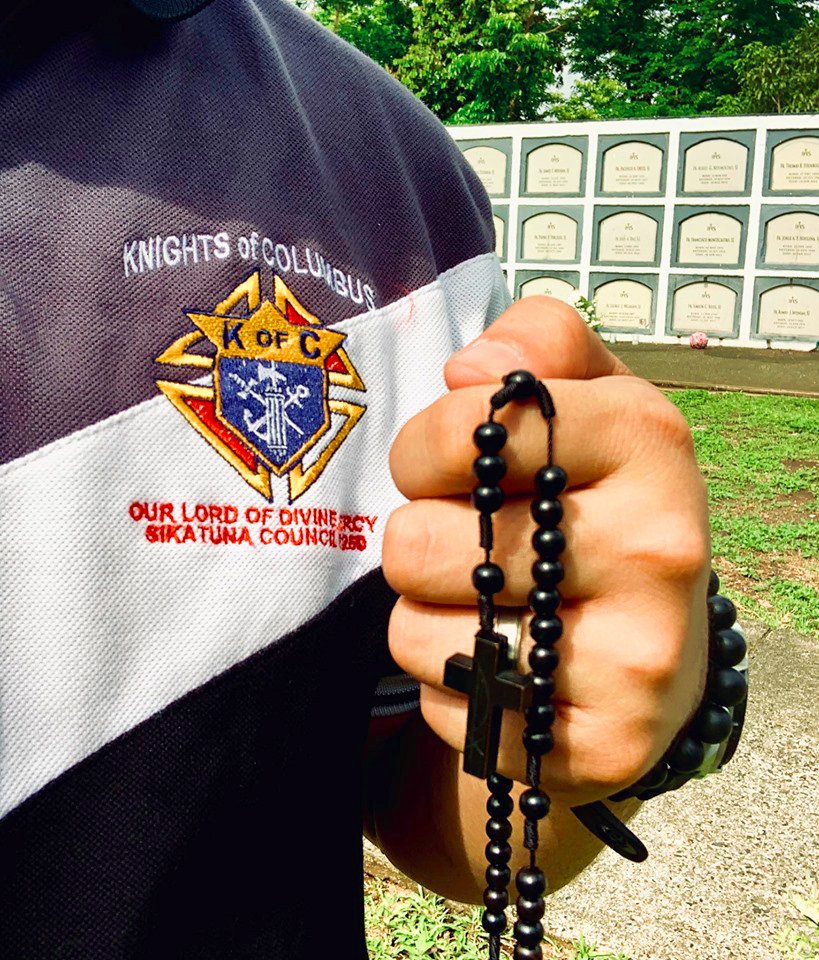 KofC's tweet photo. Are you carrying a rosary right now? https://t.co/1pKnurYbf4