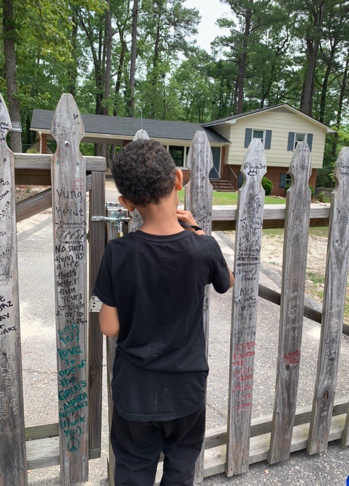 kiara00lopez's tweet photo. So my son went to #2014ForestHillDrive today without me 🤦🏽‍♀️😭 https://t.co/TMhIi1wNUC