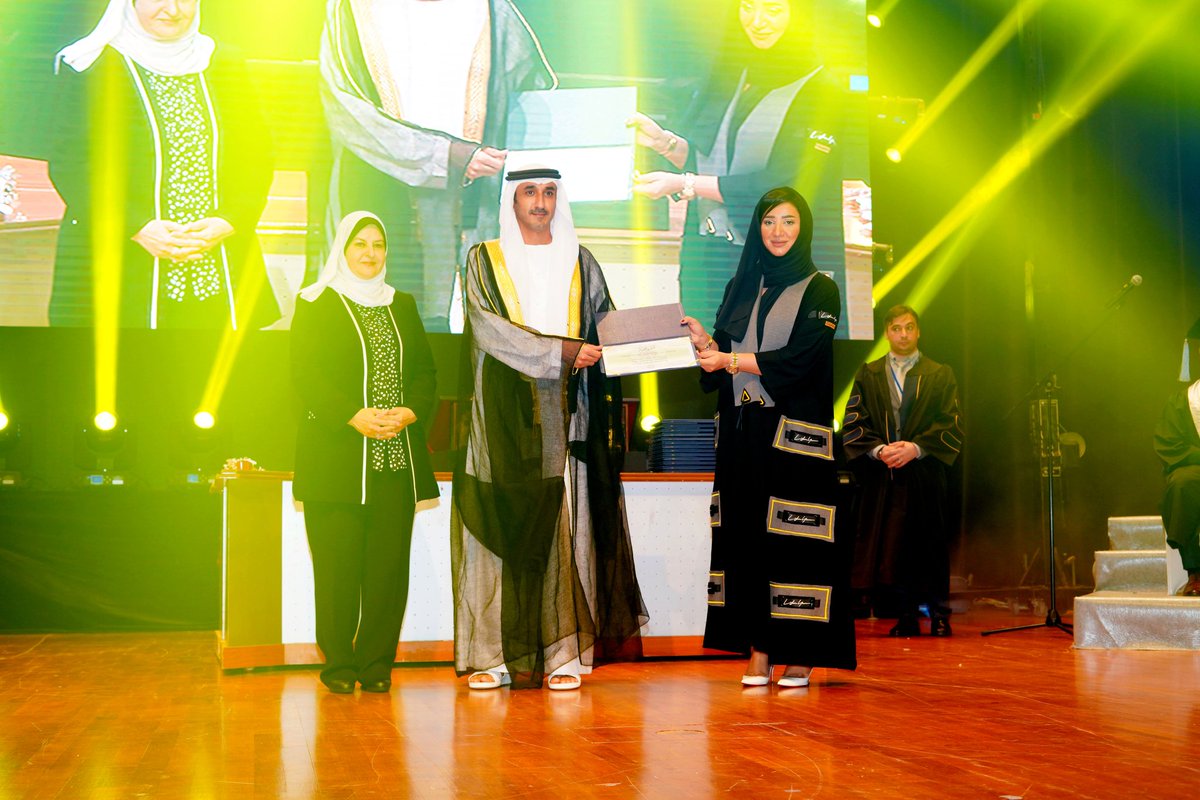 aldurrahschool's tweet photo. #ADIS_GRADUATION #ALDURRAH #SENIORS #2019_CLASS #AUS #AMERICAN_CURRICULUM #AMERICAN_UNIVERSITY #SHARJAH #NEASC #INTERNATIONAL_SCHOOL #DUBAI_POLICE #DubaiPolice #UAE #DUBAI #لجنة_إسعاد #شرطة_دبي https://t.co/giNMZP4M9L