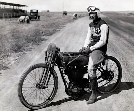 JetCityHarley's tweet photo. Ever wonder about the history of the #HarleyDavidson? https://t.co/arnNXMTUMM https://t.co/IDV5fzifW8