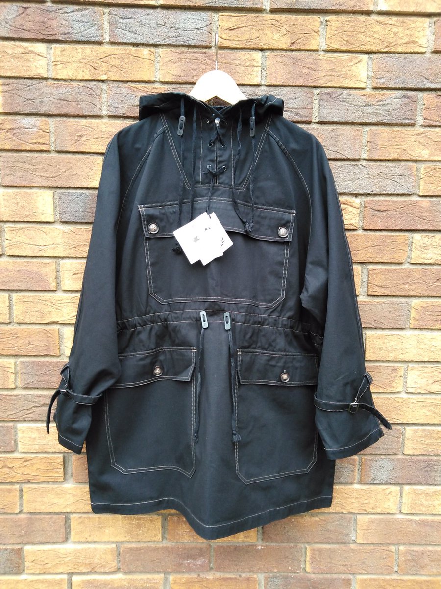 Justintoscooter's tweet photo. Back in stock @Justintoscooter Italian made Smocks €99 FREE WORLDWIDE DELIVERY #justintoscooters #riddennothidden #lettheridedecide #gsscootersmock #vespa #lambretta #smock #northernsoul #vintagescooters #vespalovers #vintage #subculture #style #classicscooters #modernist #Mods https://t.co/IOAyMNx6Ps