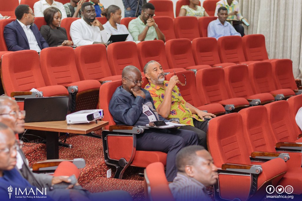 ImaniAfr's tweet photo. [PHOTOS] Check out some photos from today's "Report Launch and Workshop on the Effects of Upstream Gas Contracting on Electricity Tariffs and Inclusive Growth-the Case Of The Sankofa-Gye-Nyame Gas Project"
📸📸 

#ImaniForum #GOGIG #OilandGas https://t.co/scM8DXYfAg