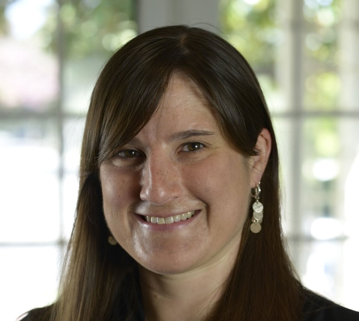 UoDLifeSciences's tweet photo. We are delighted to announce that Dr. Megan Bergkessel is joining us later this yr to establish her own research gp in the School. Her research is focused on how bacteria can sometimes "lay low" & survive without growing. #WorldMicrobiomeDay #MicroInDundee https://t.co/s1oCLJuq38