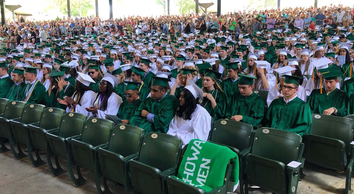 EricaPhotog's tweet photo. .@ShenNews graduation is about to begin at #SPAC in #Saratoga #SHEN #graduation #shengrad https://t.co/kY3yz9vSm7