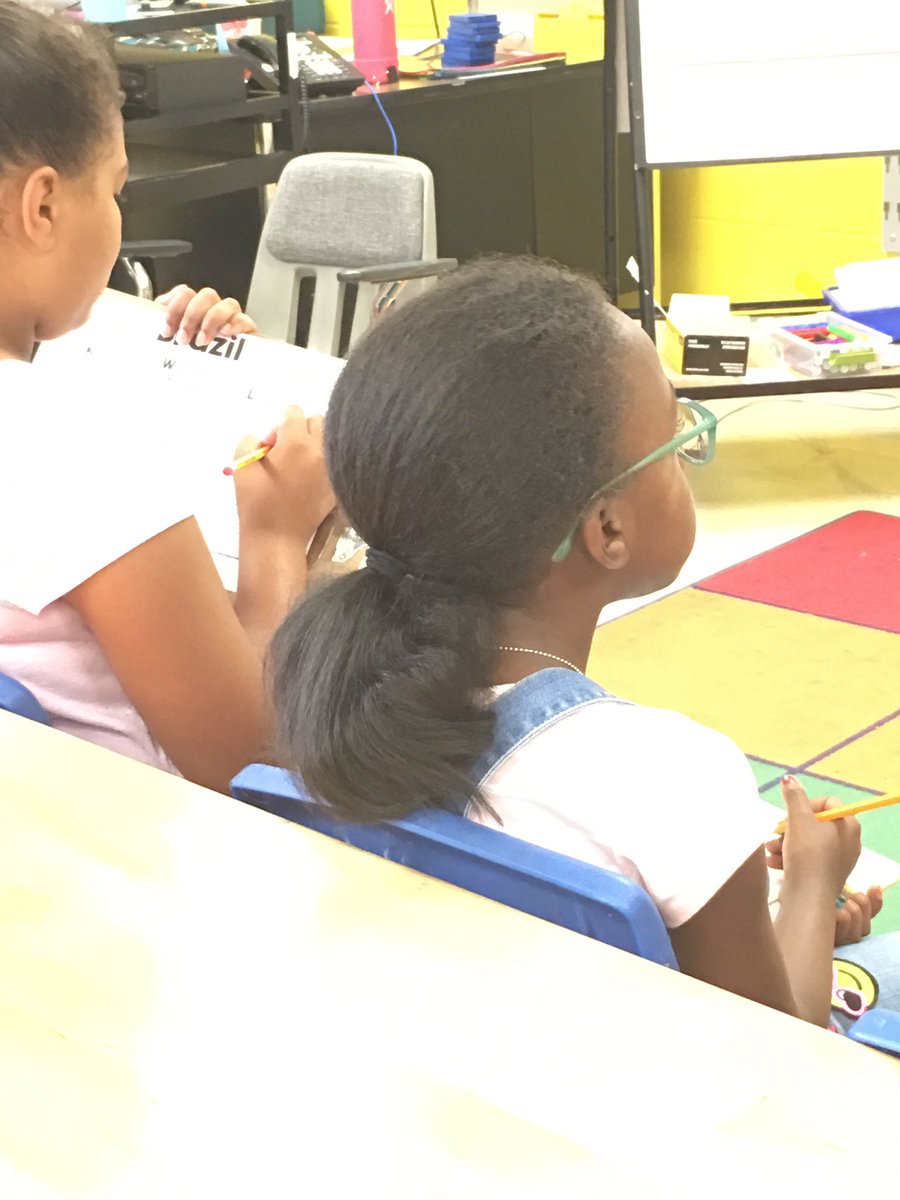 MKeeginFCPS's tweet photo. Thank you (obrigada) Mrs. Schubert for teaching HES Young Scholars about Brazil. https://t.co/9YQgfExXlD